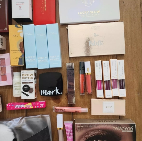 High End Beauty Bundle |Mixed Lot| Makeup/ Skincare  35+ High End Full Size Lot - Picture 3 of 10